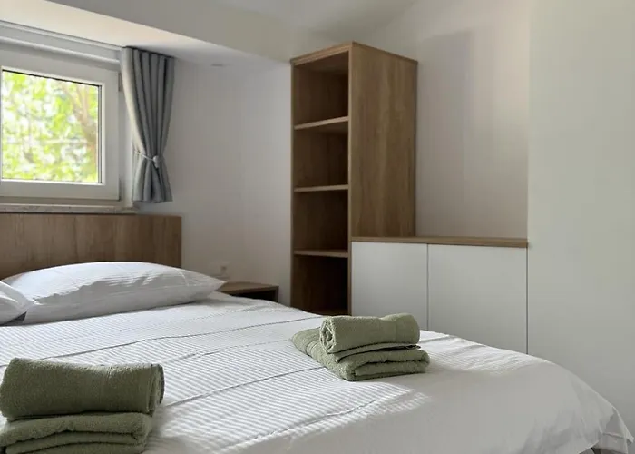 Апартаменты Mani Копер